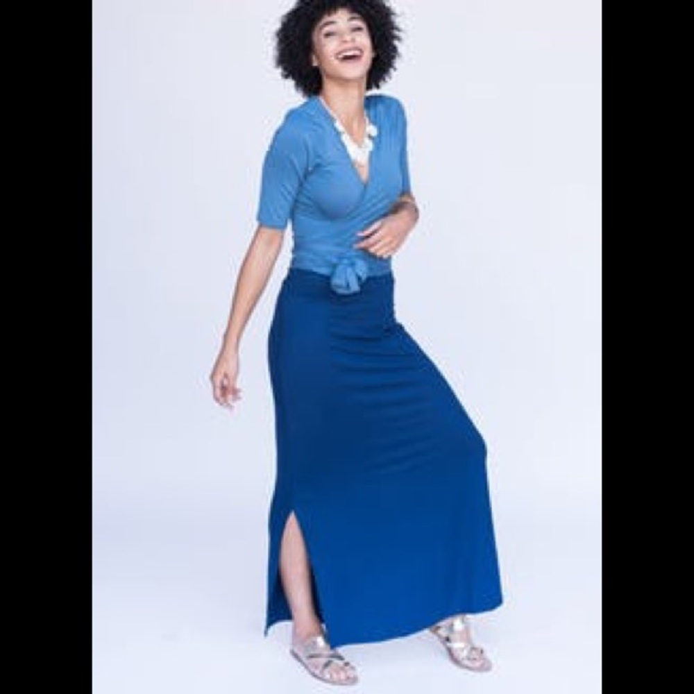 Side slit maxi